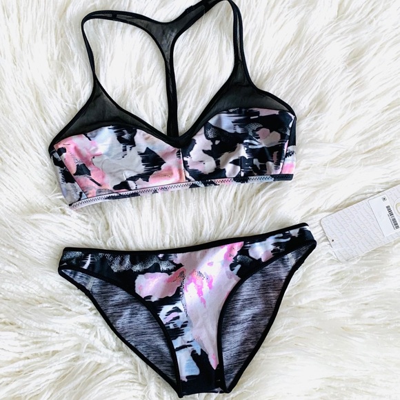 NEW✨Lululemon Reversible Swim Set - Picture 7 of 16